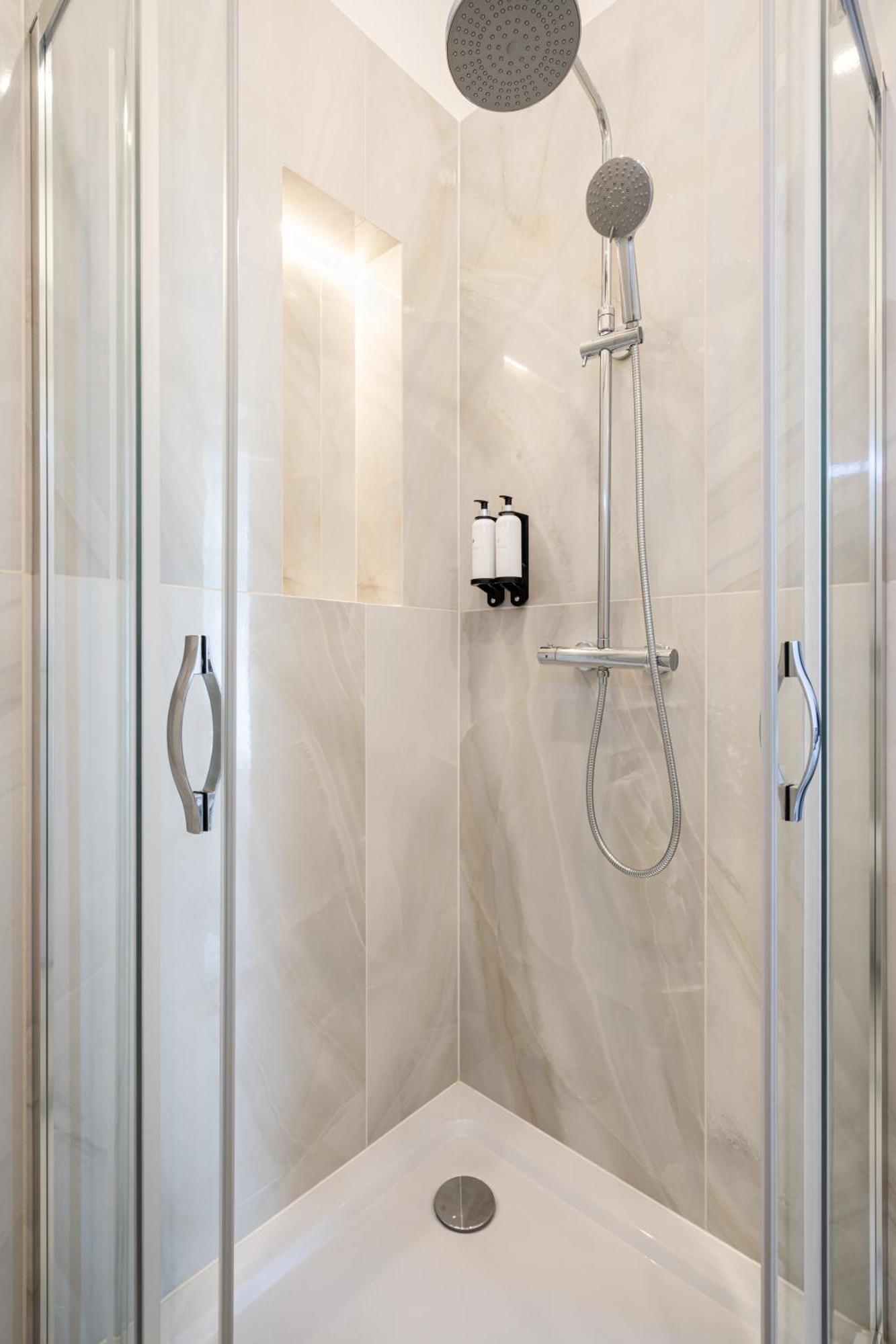 W30 - Wesselenyi Charming Apartment - Best Location By Bqa 부다페스트 외부 사진